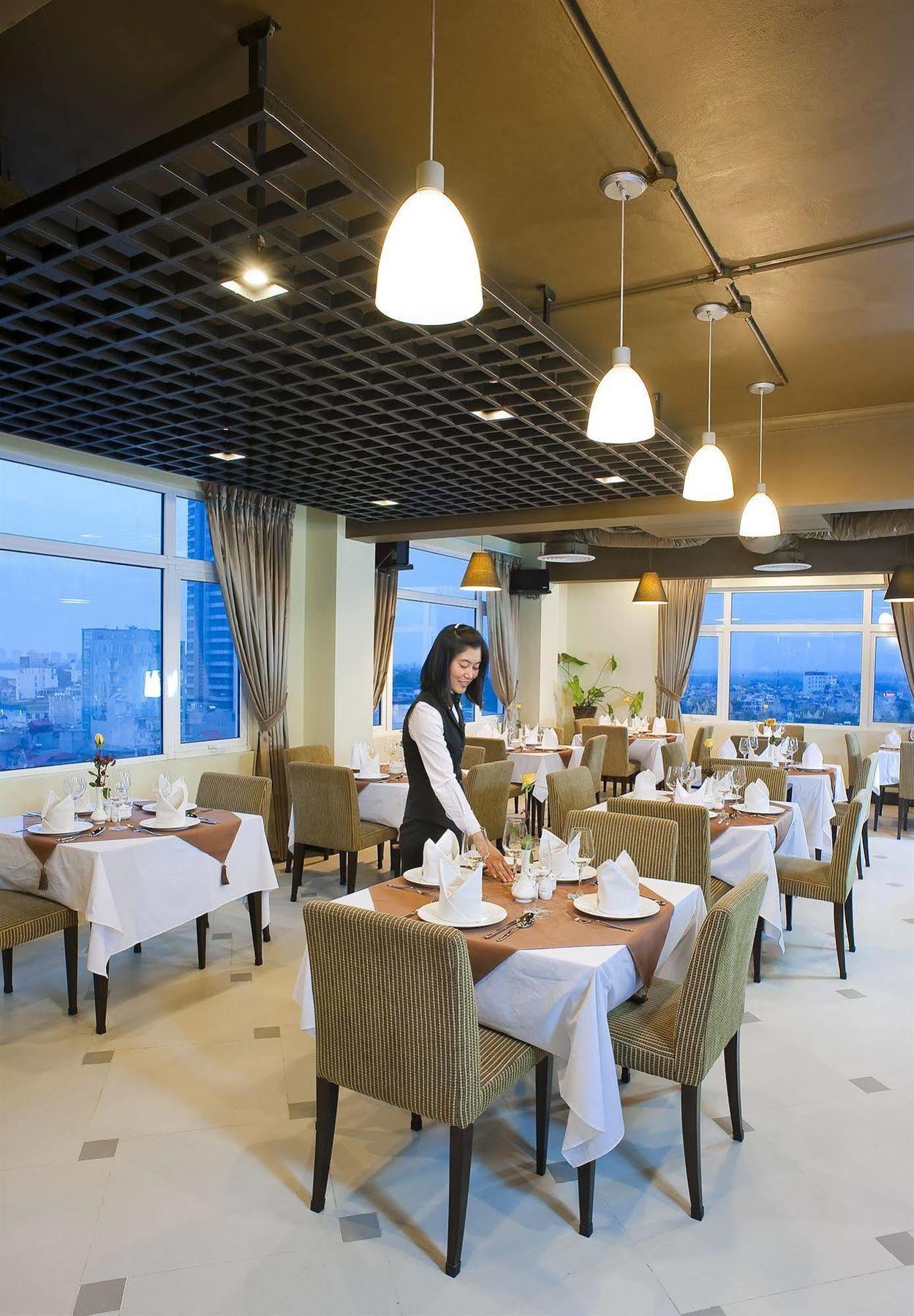 翠榴石酒店 河内 外观 照片